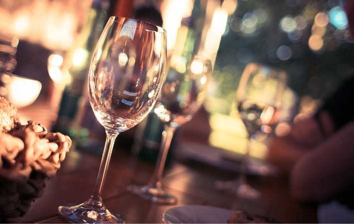 Il bicchiere giusto per il vino: poche semplici regole