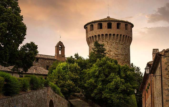 Castello della Sala: La torre del Castello