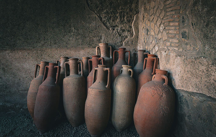 Antiche Anfore per vino dell'epoca Romana